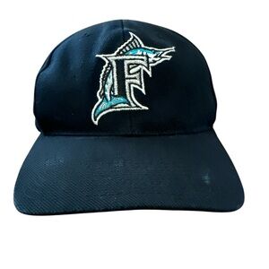 Vintage Florida Marlins Black Fitted Hat Size‎ 7-1/4 Sports Specialties Wool MLB